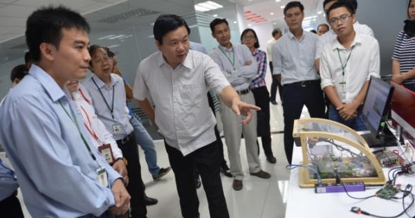 Bí thư Thăng: “Cổ phần hóa đi, lương cậu sẽ tăng gấp 10 lần”