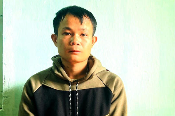 Bắt giữ đối tượng vận chuyển gần 400 viên ma túy tổng hợp