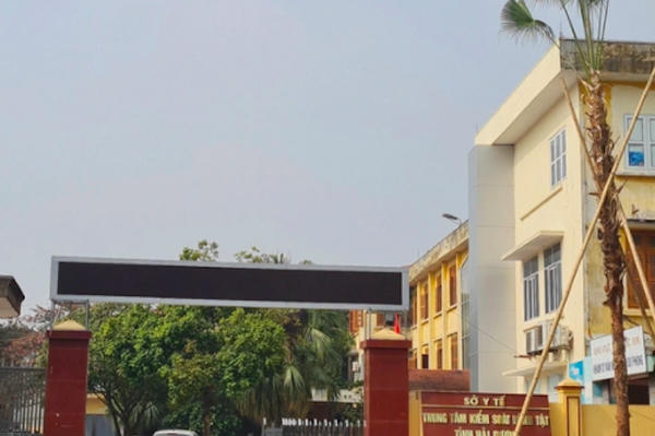 Tạm đình chỉ công tác đối với GĐ CDC Hải Dương để điều tra dấu hiệu vi phạm mua sắm vật tư y tế