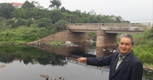 Dân khốn khổ vì nước sông Đáy ô nhiễm