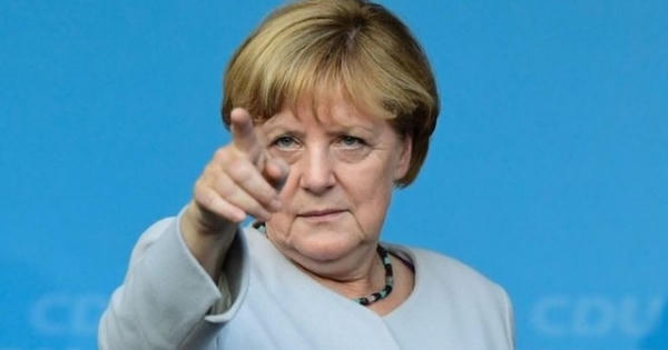 Thủ tướng Đức Angela Merkel sẽ tranh cử nhiệm kỳ 4