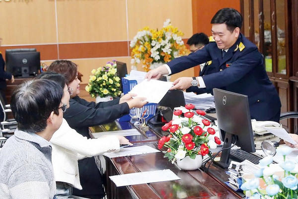 Ngành Thuế triển khai hỗ trợ kê khai thông minh khi xóa bỏ thuế khoán Ngành Thuế triển khai hỗ trợ kê khai thông minh khi xóa bỏ thuế khoán
