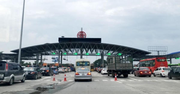 Bộ Giao thông sẽ bỏ quy định tối thiểu 70 km có 1 trạm thu phí?