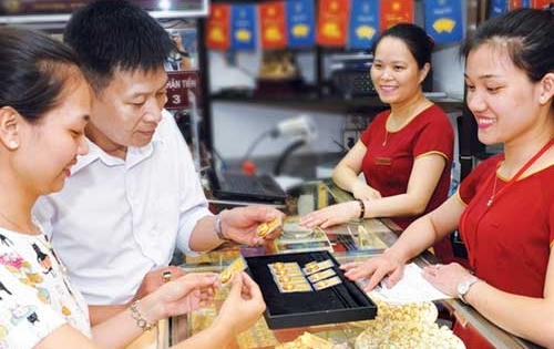 Giá vàng ngày 7/4: Giảm tiếp 70 nghìn đồng/lượng