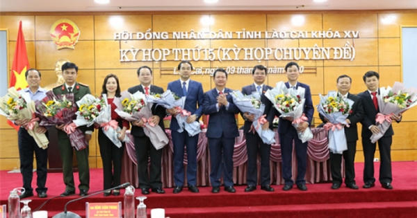 Lào Cai: Ra mắt tân Chủ tịch và Phó chủ tịch UBND tỉnh