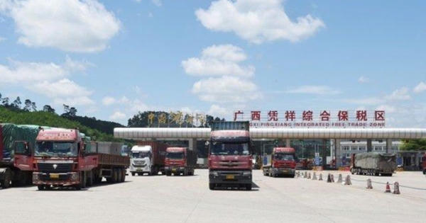 Tin kinh tế 8AM: Trung Quốc siết mạnh, khối hàng tỷ USD của Việt Nam đổ dốc; giá vàng trở lại đáy