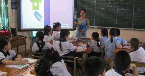 Thừa 70.000 giáo viên, Bộ GD&ĐT nói gì?