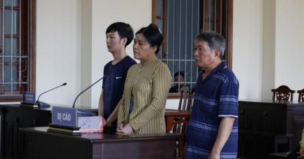 Sau tham ô, cựu kế toán BOT lại hầu tòa vì đánh đề Sau tham ô, cựu kế toán BOT lại hầu tòa vì đánh đề