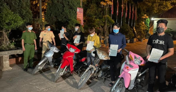 Nghệ An: Công an tóm gọn nhiều nhóm “quái xế” tụ tập để lạng lách, đanh võng giữa mùa dịch