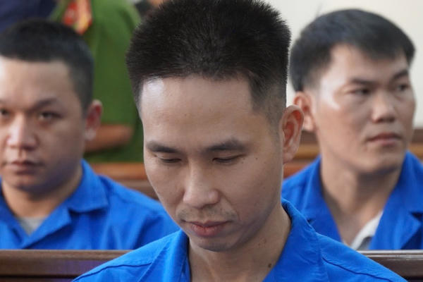 Án tử hình cho kẻ sát hại 3 người trong một gia đình ở Đồng Nai Án tử hình cho kẻ sát hại 3 người trong một gia đình ở Đồng Nai