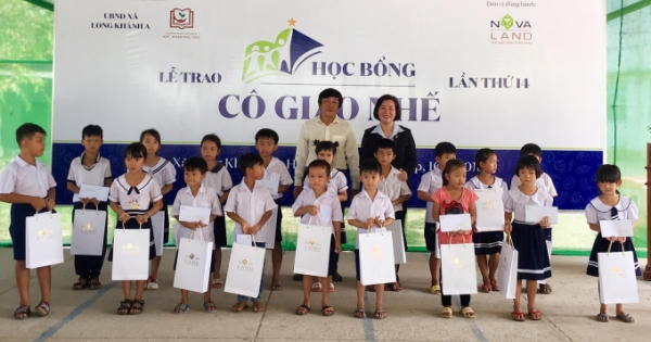 Học bổng Cô giáo Nhế 14 năm nâng bước em đến trường