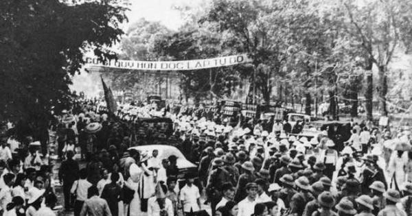 Những hình ảnh xúc động ngày giải phóng miền Nam