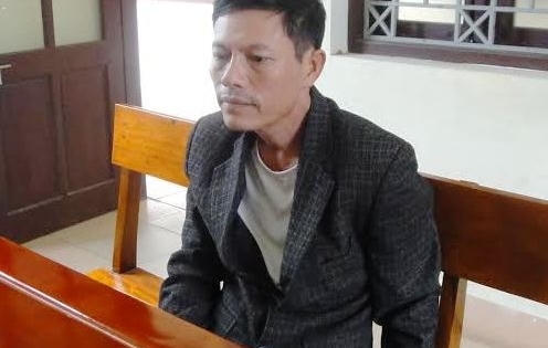 Hà Tĩnh: Bắt kẻ đốt xe 54 chỗ chỉ vì thách thức trong cuộc nhậu