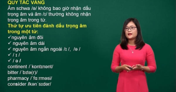 Cô giáo Mường và 'lớp học xuyên biên giới' của học sinh vùng cao Cô giáo Mường và 'lớp học xuyên biên giới' của học sinh vùng cao