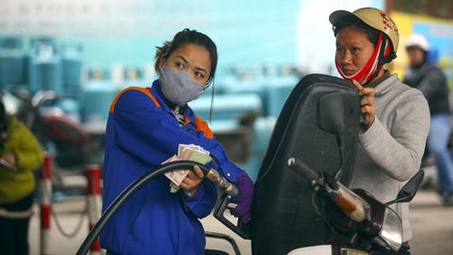 Hết quý III /2016: Quỹ bình ổn xăng dầu còn dư 2.175 tỷ đồng Hết quý III /2016: Quỹ bình ổn xăng dầu còn dư 2.175 tỷ đồng