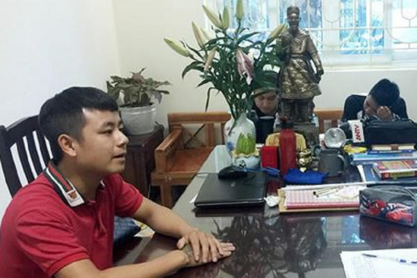 Hà Nội: Triệt phá đường dây chuyên cung cấp thiết bị phục vụ gian lận thi cử