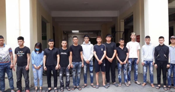 Phạt tù 14 đối tượng bốc đầu, đua xe tại Đông Anh