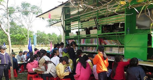 Chuyến xe thư viện lưu động và đọc sách thời @ Chuyến xe thư viện lưu động và đọc sách thời @