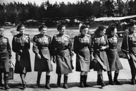 Tại sao quân Đức khiếp sợ các “Phù thủy màn đêm”