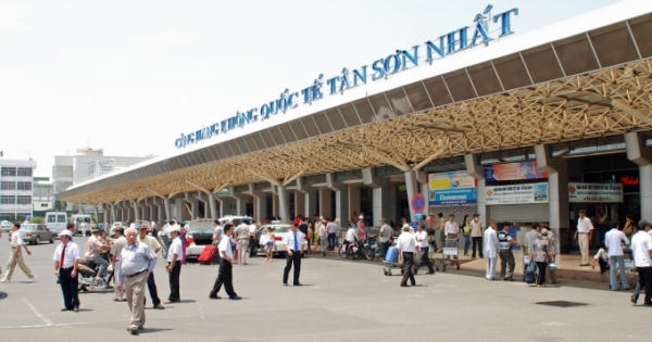 Cảng HKQT Tân Sơn Nhất chưa có Giấy phép cung cấp dịch vụ hàng không