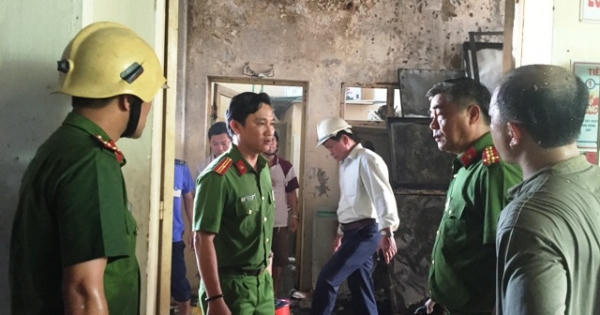 Đà Nẵng: Cháy kho chứa hàng vàng mã trong chợ Hòa Khánh do tàn thuốc lá