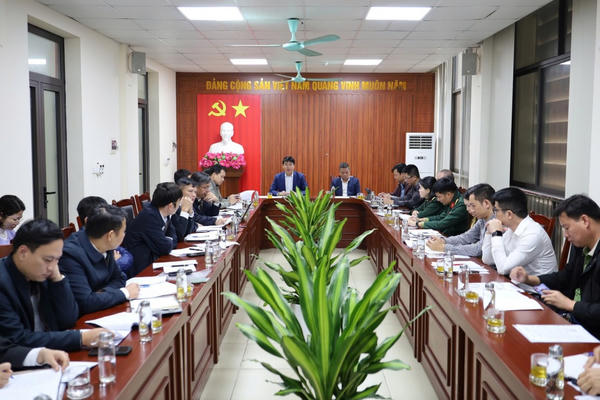 Kiên quyết dừng hoạt động 16 trạm trộn bê tông vi phạm tại bãi sông Hồng