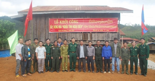 Bộ Đội Biên Phòng Kon Tum: Xây dựng mái ấm tình nghĩa cho các gia đình chính sách Lào