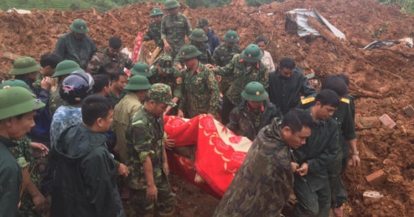 Cứu hộ xuyên đêm, tìm thấy 14 thi thể chiến sĩ sư đoàn 337 gặp nạn