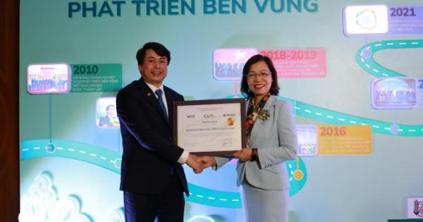 HDBank 3 năm liền là doanh nghiệp bền vững và công ty niêm yết tốt nhất