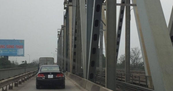 Cấm ôtô qua cầu Việt Trì để bảo đảm an toàn công trình