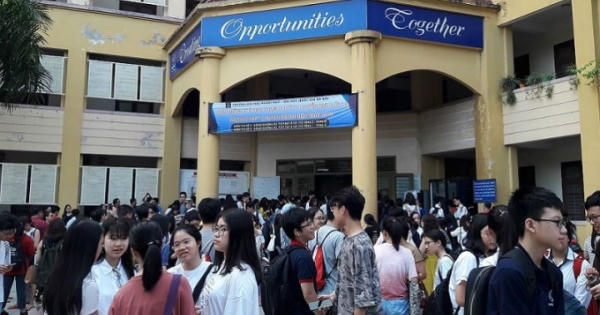 Kì thi lớp 10 chuyên - Cuộc đua nóng bỏng