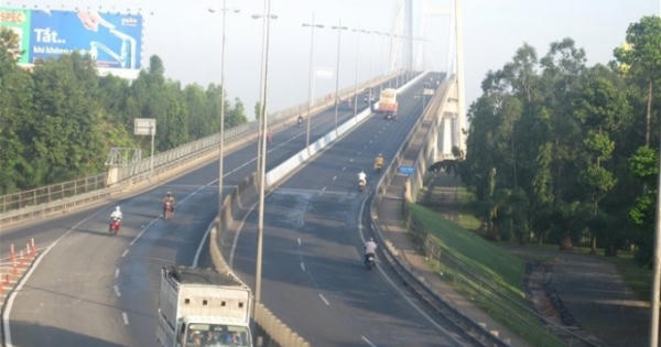 Năm năm tới, cần hàng trăm tỉ đô la cho cơ sở hạ tầng