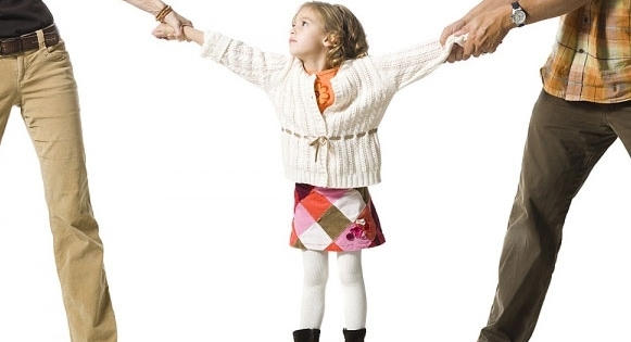 Ly hôn sau khi ra tù có bị tước quyền nuôi con? Ly hôn sau khi ra tù có bị tước quyền nuôi con?