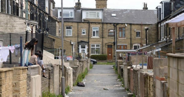 Gần 19.000 trẻ em ở Anh bị tiếp cận nhằm lạm dụng tình dục Gần 19.000 trẻ em ở Anh bị tiếp cận nhằm lạm dụng tình dục