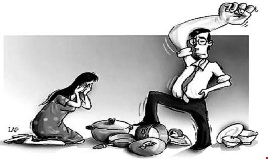 Bình Dương: Vợ đang ngủ,chồng dội cả nồi nước đang sôi lên người