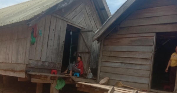 Nhóm đòi nợ thuê “khủng bố” bằng… nhạc đám ma