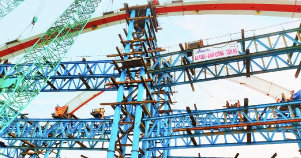 Hải Phòng phân luồng giao thông phục vụ thi công xây dựng Cầu Rào