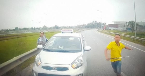 Yêu cầu xử lý vụ lái xe taxi chạy ngược chiều trên đường bộ ở Thanh Hóa