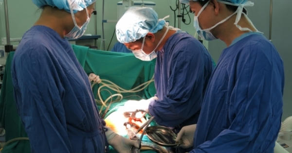 Khỏi triệt để ung thư đại tràng nhờ khám sức khỏe định kỳ