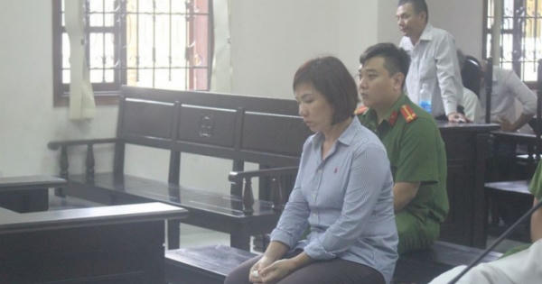 Nữ 'đại gia' gây tai nạn kinh hoàng ở ngã tư Hàng Xanh lĩnh 42 tháng tù
