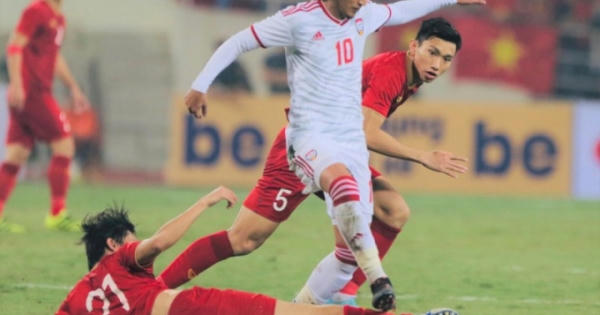 Việt Nam - UAE: 1 - 0: Sự hồi sinh mạnh mẽ của 'đôi chân pha lê' Tuấn Anh