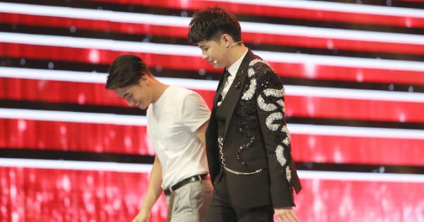 Giọng hát Việt 2018: Samuel An - "chàng thơ" đến từ Thuỵ Sĩ khiến cả sân khấu "bấn loạn" vì quá đẹp trai