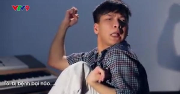 Rơi nước mắt với ca khúc 'Giờ con mới biết' của chàng nhạc sĩ bị bại não