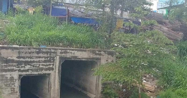 Kênh rạch ô nhiễm, nỗi ám ảnh mùa mưa