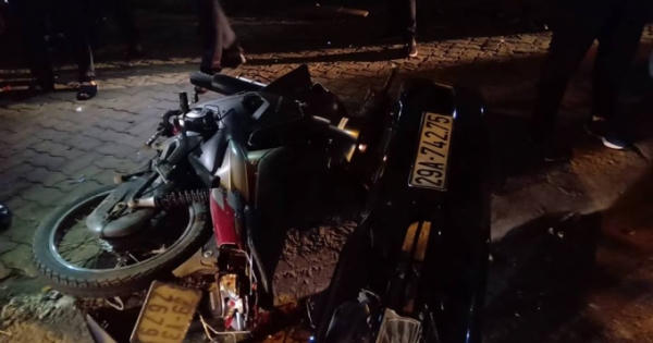 Hà Nội: Xe sang Lexus "đại náo" gây tai nạn liên hoàn, nhiều người bị thương