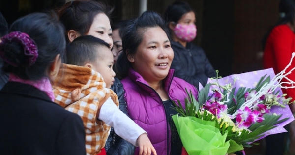 Hạnh phúc vỡ òa ngày đặc xá