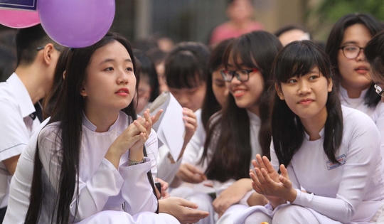 TP HCM: Thêm một trường THPT dừng tuyển sinh lớp 10 chuyên