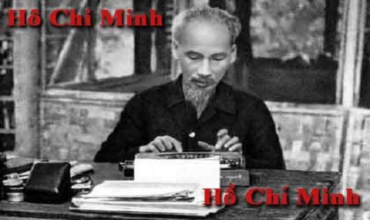 Nhà báo mẫu mực
