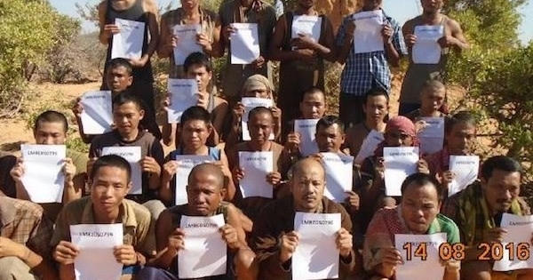 Cướp biển Somalia thả con tin người Việt sau 4 năm bắt giữ Cướp biển Somalia thả con tin người Việt sau 4 năm bắt giữ