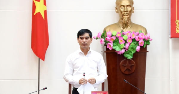 Xây dựng Bình Thuận thành tỉnh phát triển mạnh về công nghiệp năng lượng, công nghiệp chế biến, chế tạo Xây dựng Bình Thuận thành tỉnh phát triển mạnh về công nghiệp năng lượng, công nghiệp chế biến, chế tạo